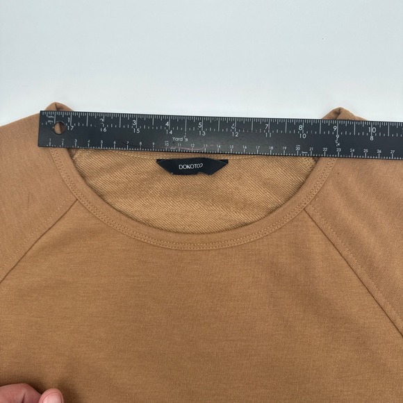 Dokotoo Short Sleeve Sweatshirt Women L Camel Brown Crewneck Casual Pullover Top - Picture 10 of 12